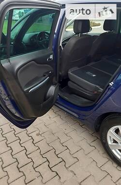 Универсал Opel Zafira 2013 в Ковеле