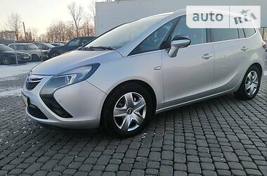 Хэтчбек Opel Zafira 2014 в Ивано-Франковске