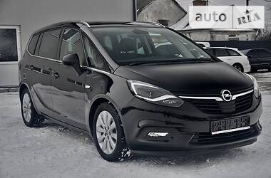 Мінівен Opel Zafira 2017 в Луцьку
