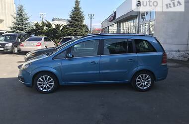 Минивэн Opel Zafira 2006 в Луцке