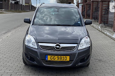 Минивэн Opel Zafira 2012 в Ровно