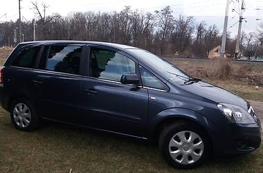 Минивэн Opel Zafira 2011 в Ровно