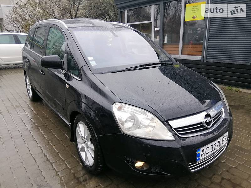 Минивэн Opel Zafira 2009 в Ратным