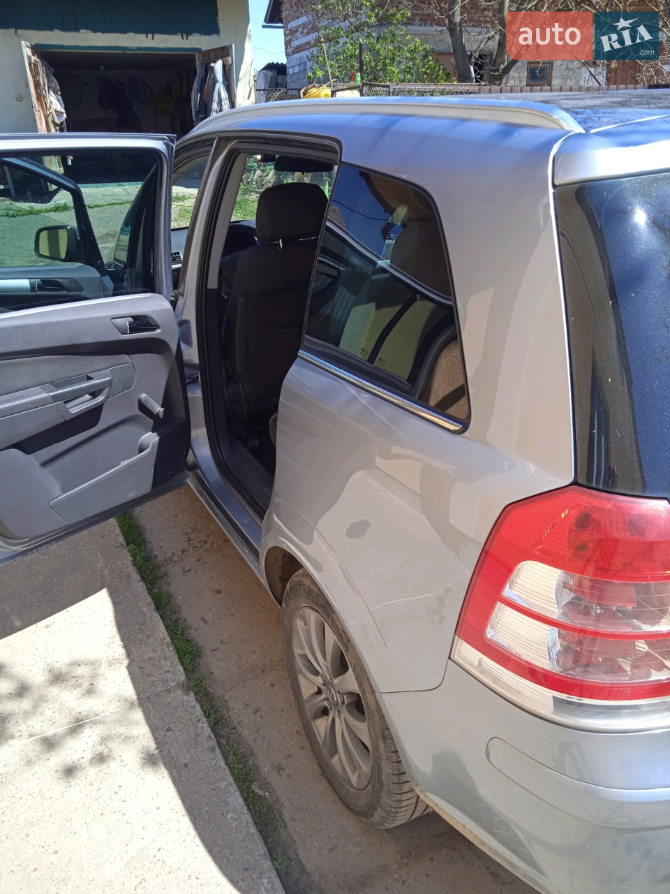 2010 Opel Zafira - мініатюра 10