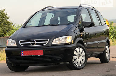 Минивэн Opel Zafira 2004 в Дрогобыче