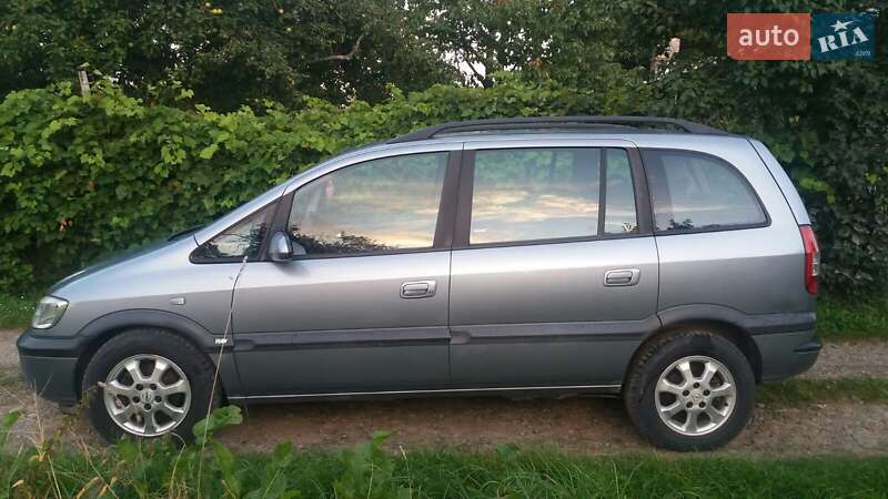 Opel Zafira 2005
