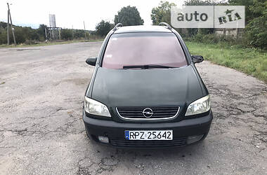 Минивэн Opel Zafira 2001 в Немирове