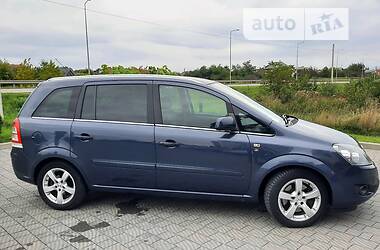 Мінівен Opel Zafira 2010 в Стрию