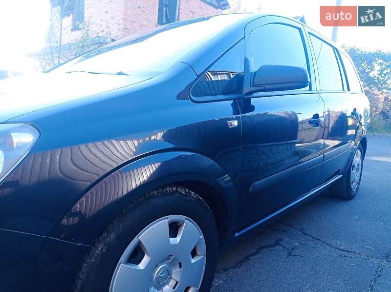 Мінівен Opel Zafira 2006 в Романіву фото 4 Мінівен Opel Zafira 2006 в Романіву
