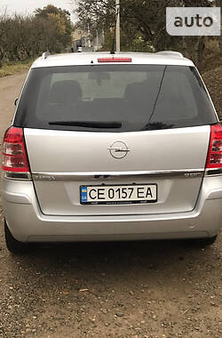 Минивэн Opel Zafira 2008 в Черновцах