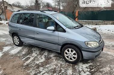 Универсал Opel Zafira 2004 в Полтаве