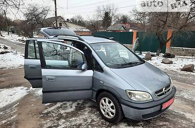 Универсал Opel Zafira 2004 в Полтаве