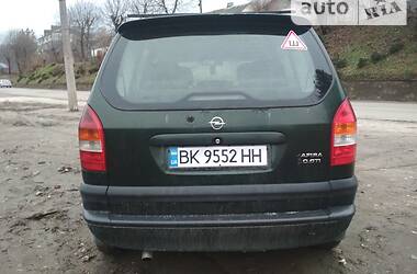 Мінівен Opel Zafira 2000 в Кременці