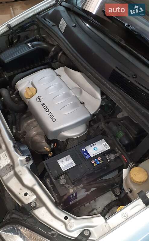 Мінівен Opel Zafira 2001 в Житомирі
