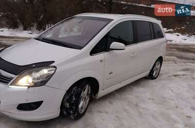 Универсал Opel Zafira 2009 в Калуше
