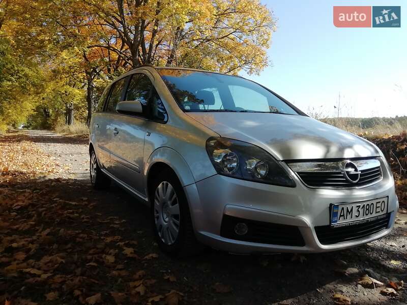 Мінівен Opel Zafira 2007 в Бердичеві