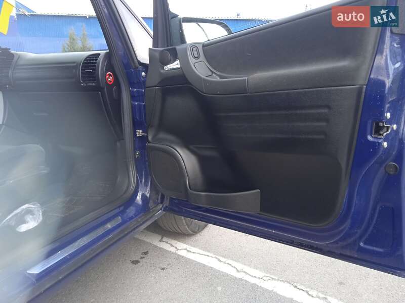 Мінівен Opel Zafira 2003 в Вінниці