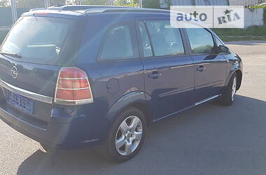 Минивэн Opel Zafira 2005 в Житомире