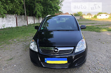 Opel Zafira 2010