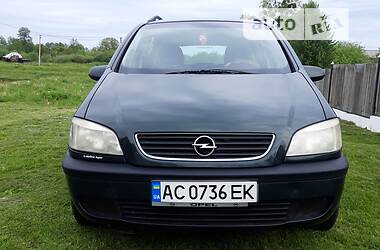 Минивэн Opel Zafira 1999 в Киверцах