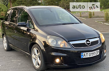 Универсал Opel Zafira 2008 в Коломые