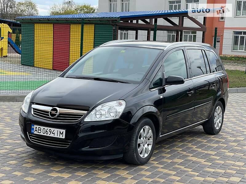 Минивэн Opel Zafira 2008 в Виннице