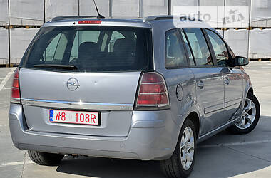 Минивэн Opel Zafira 2006 в Первомайске