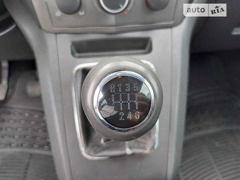 Минивэн Opel Zafira 2005 в Могилев-Подольске