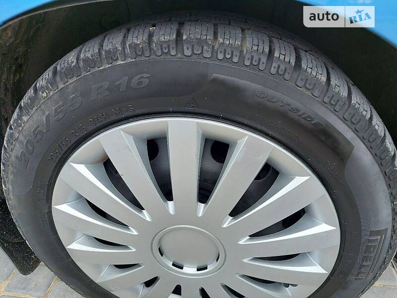 Минивэн Opel Zafira 2005 в Могилев-Подольске
