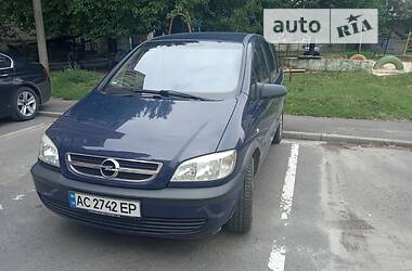 Мінівен Opel Zafira 2004 в Луцьку