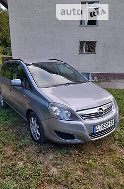 Opel Zafira 2011