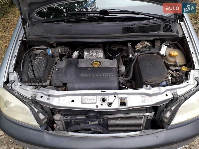 Минивэн Opel Zafira 1999 в Черновцах