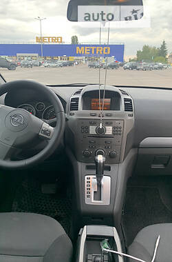 Минивэн Opel Zafira 2006 в Житомире