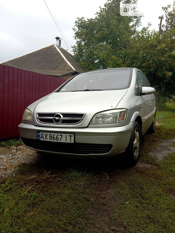Минивэн Opel Zafira 2003 в Змиеве