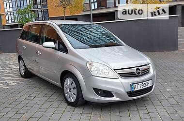 Opel Zafira 2008