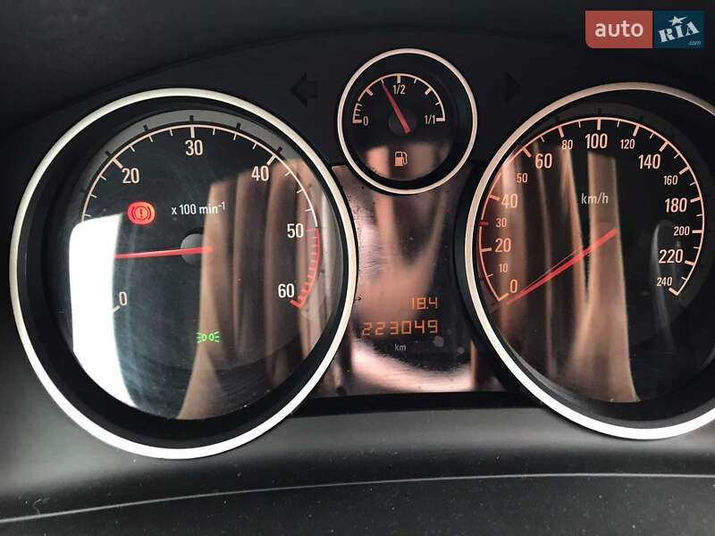 Минивэн Opel Zafira 2007 в Турке