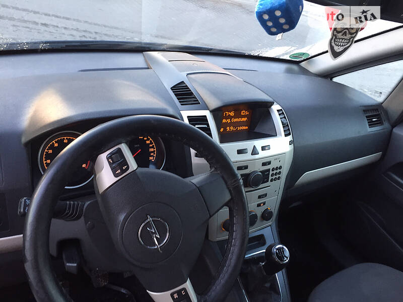 Минивэн Opel Zafira 2008 в Софиевской Борщаговке