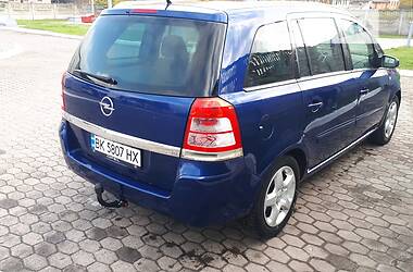 Минивэн Opel Zafira 2008 в Костополе