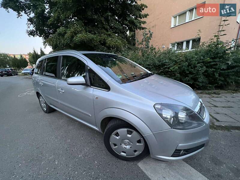 Минивэн Opel Zafira 2007 в Ровно фото 2 Минивэн Opel Zafira 2007 в Ровно