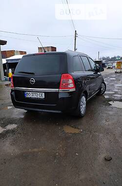 Минивэн Opel Zafira 2013 в Тернополе