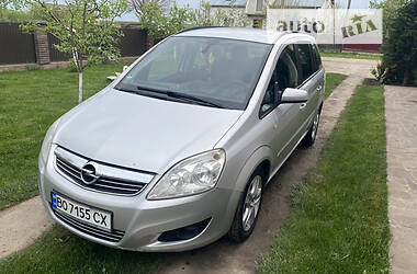 Минивэн Opel Zafira 2008 в Тернополе