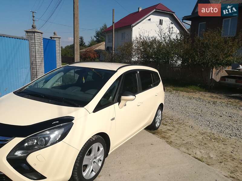 Микровэн Opel Zafira 2013 в Калуше