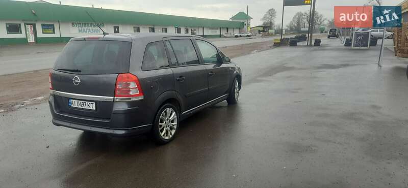 Минивэн Opel Zafira 2009 в Вышгороде
