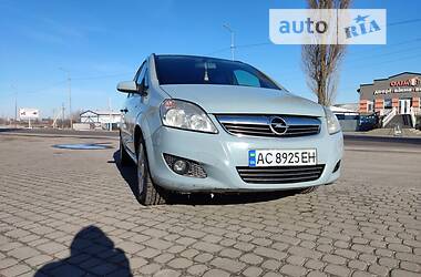 Opel Zafira 2008