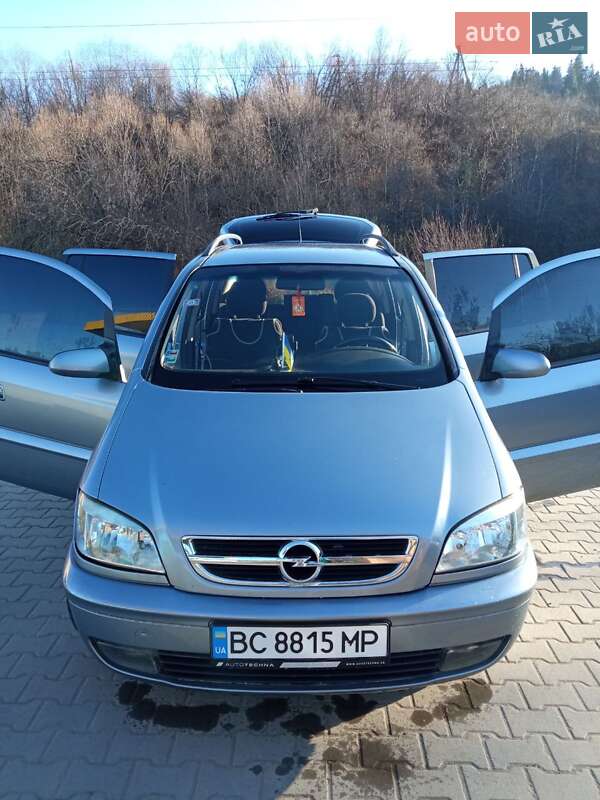 Opel Zafira 2005