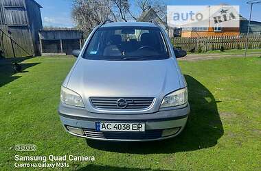 Минивэн Opel Zafira 2000 в Ратным