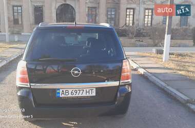 Минивэн Opel Zafira 2007 в 