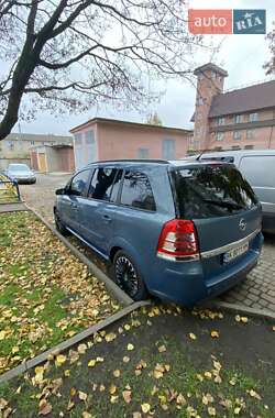 Минивэн Opel Zafira 2008 в Костополе