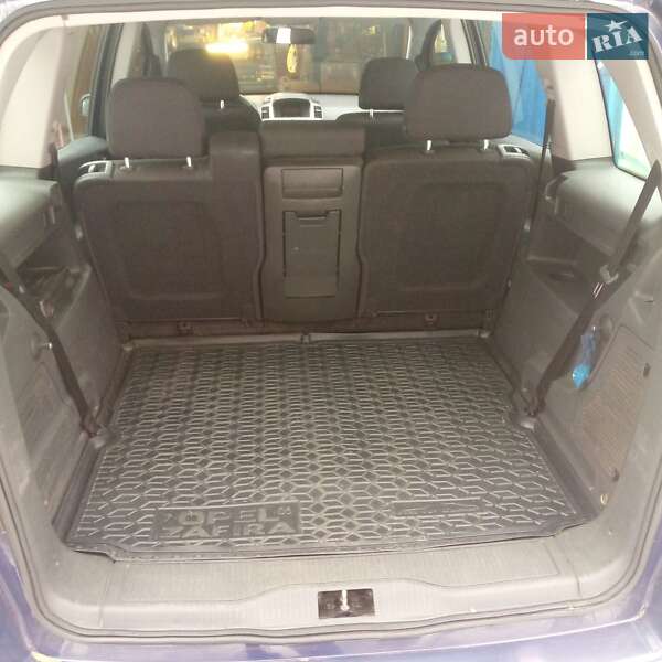 Мінівен Opel Zafira 2005 в Ніжині