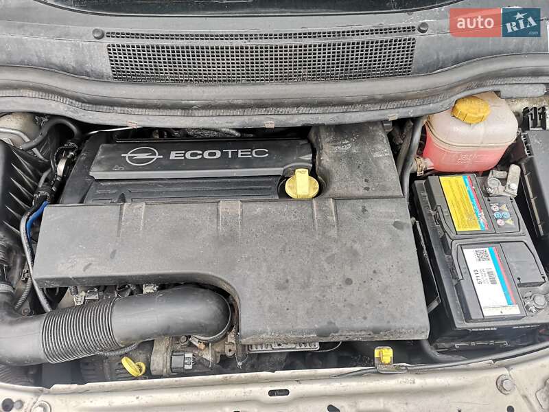 Минивэн Opel Zafira 2007 в Днепре